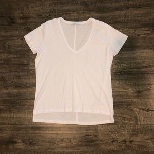 Zara medium white v-neck T-shirt top